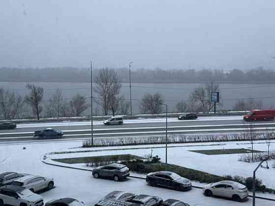 Продаж Квартира 3-кімнатна, 4/26 поверх на Днепровская наб. вул., д. 15ж Kiev