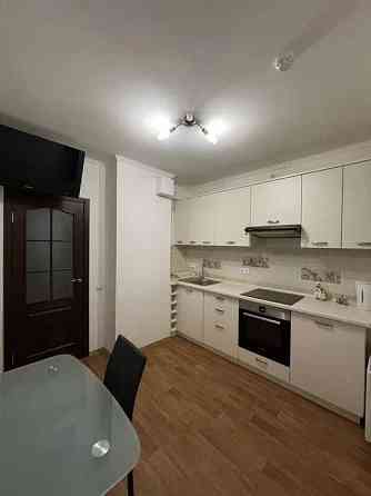 Оренда Квартира 1-кімнатна, 8/25 поверх на ул. Софии Русовой Київ