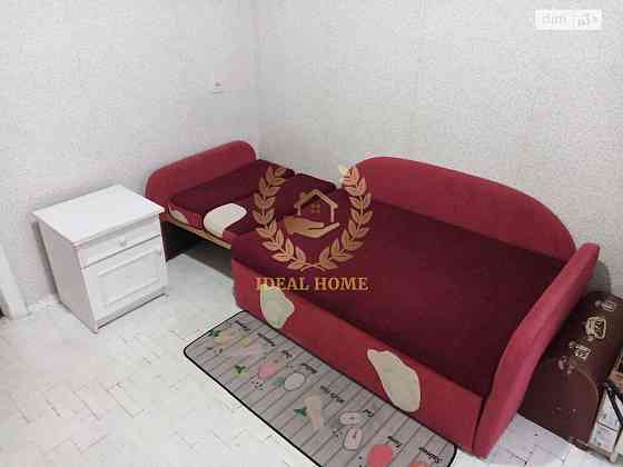 Продаж Квартира 3-кімнатна, 1/5 поверх на Соборности пр-т, 1А Kiev