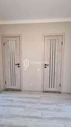 Продаж Квартира 3-кімнатна, 1/9 поверх на вул. Татарська Київ