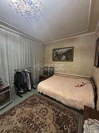 Продаж Будинок 3-кімнатний на вул. Курчатова Lozovaya