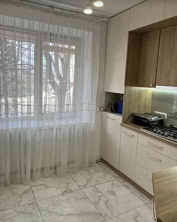 Здається в оренду 2-кімнатна квартира на вул. Тарнавського Ternopil'