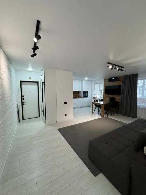 Продаж 3к Квартира 69 кв.м Леха Качинського Житомир - фото 1