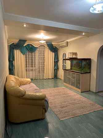 Продаж Квартира 3-кімнатна, 3/10 поверх на Лаврухіна Миколи вул., д. 7 Kiev