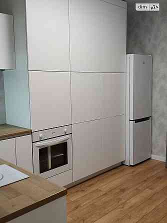 Оренда Квартира 1-кімнатна, 1/10 поверх на вул. Юнацька, 4 Київ