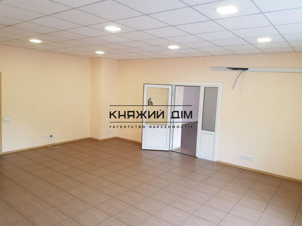 Оренда офісне приміщення на Ушинского ул. поверх - 1/4 Київ - фото 2