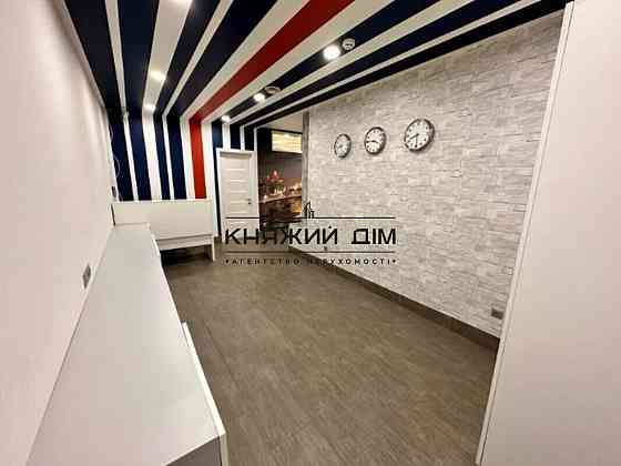 Оренда офісне приміщення на Щорса ул. поверх - 1/22 Київ