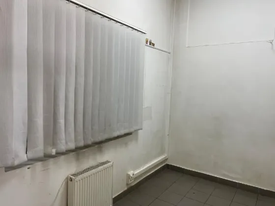 Здається Офісні приміщення площа 140 кв.м 1-й поверх Львів Зелена Львів