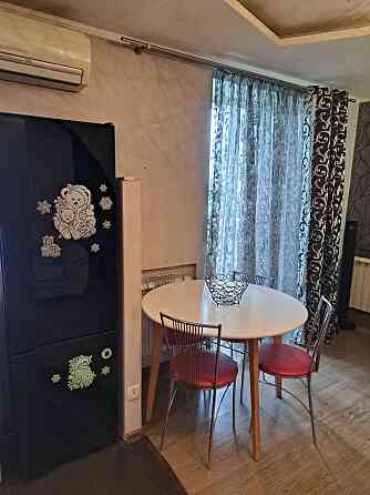 Продаж Квартира 3-кімнатна, 7/10 поверх на Беляева Замполита ул., 8 Dnipro