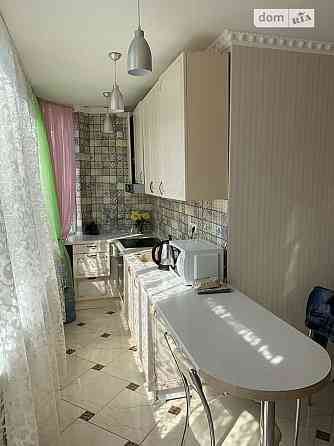 Оренда Квартира 3-кімнатна, 5/36 поверх на Харьковское шоссе Київ