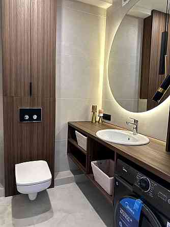 Продаж Квартира 2-кімнатна, 7/21 поверх на Максимовича Михайла вул., д. 24-Г Київ