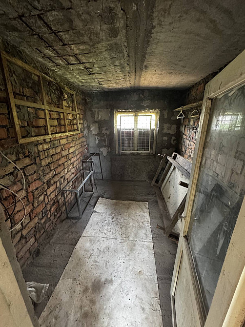 Продам дом в кооп "Заря" между Малой и Большой Долинами.







Общая площадь 70 кв.м.
2 этажа.
Под ремонт.
Газ, свет , вода заведены в дом. Молодіжне - фото 9