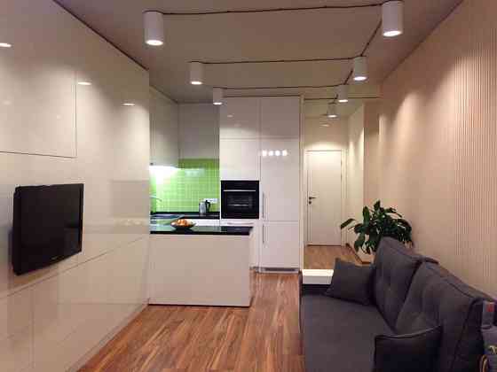 Продаж Квартира 1-кімнатна, 6/14 поверх на Симоненка вул., д. 5а Kiev