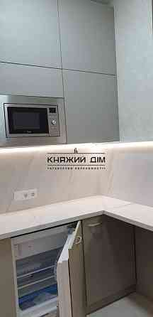 Оренда офісне приміщення на Жилянская ул. поверх - 13/23 Київ