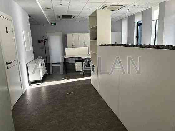 Оренда офісне приміщення на Липківського Василя Митрополита вул., 14 приміщень - 3, поверх - 2/9 Kiev