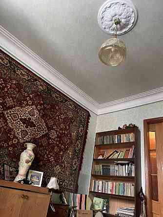 Продаж Квартира 3-кімнатна, 3/5 поверх на Миколи Міхновського вул., д. 9 Kiev