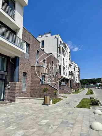 Продаж Квартира 2-кімнатна, 1/5 поверх на вул. Пасічна L'viv