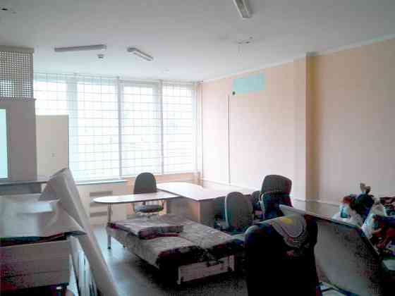 Продаж офісне приміщення на вул. Смілянська, 23 приміщень - 1, поверх - 1/9 Черкаси