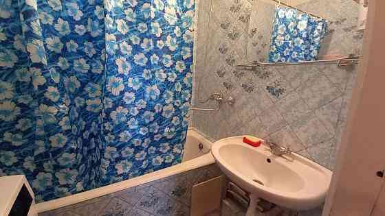 Оренда Квартира 3-кімнатна, 12/16 поверх на ул. Раисы Окипной Киев