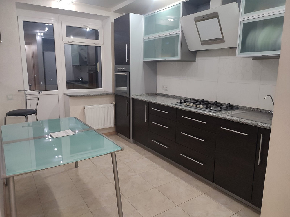 Продам красивую просторную квартиру с прекрасным  панорамным видом на Лиман Нерубайське - фото 3