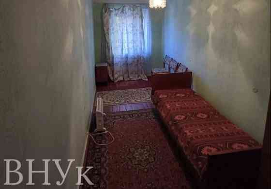 Продаж Квартира 3-кімнатна, 3/5 поверх на Проспект Свободи Uzhhorod