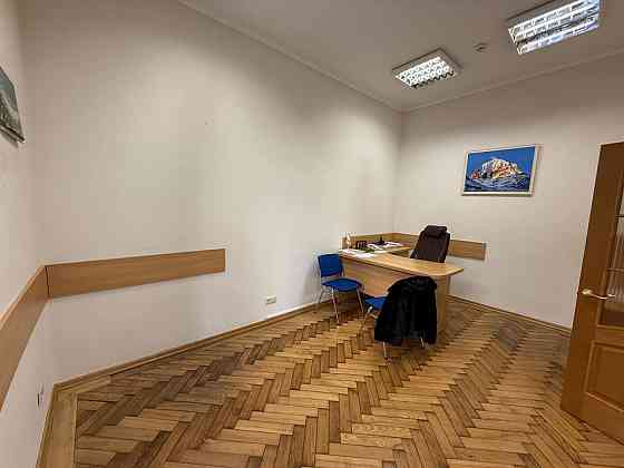 Оренда офісне приміщення на вул. Вербицького Михайла приміщень - 2, поверх - 1/3 Львів