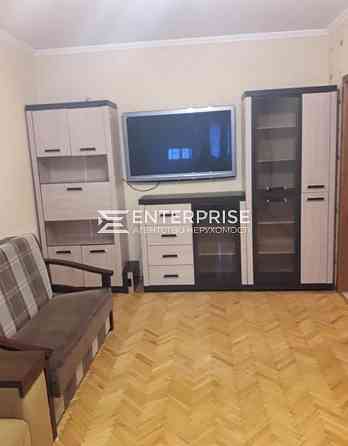 Продаж Квартира 2-кімнатна, 15/18 поверх на вул. Ревуцкого Київ