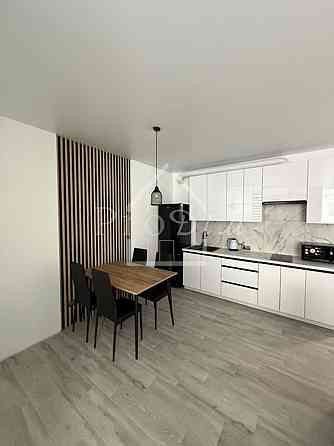 Продаж Квартира 1-кімнатна, 21/25 поверх на Світла вул., 3д Київ