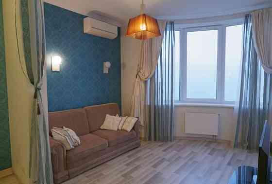 Продаж Квартира 2-кімнатна, 10/23 поверх на Литературная ул. Одеса