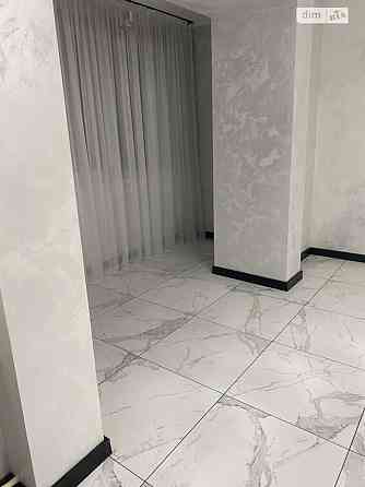 Продаж Квартира 5-кімнатна, 10/10 поверх на Стельмаха Vinnytsya