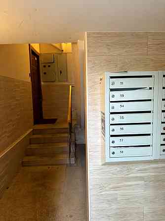 Продаж Квартира 2-кімнатна, 5/5 поверх на Хорива вул., д. 33 Kiev