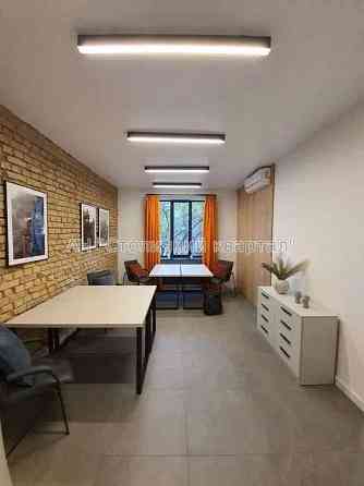 Оренда офісне приміщення на Лабораторний пров., 22 приміщень - 3, поверх - 1/5 Kiev