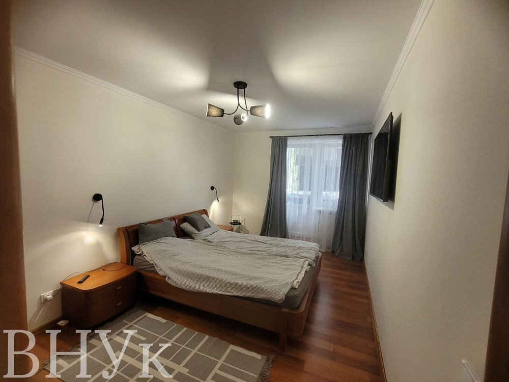 Продаж Квартира 4-кімнатна, 5/5 поверх на Відродження Luts'k - photo 8