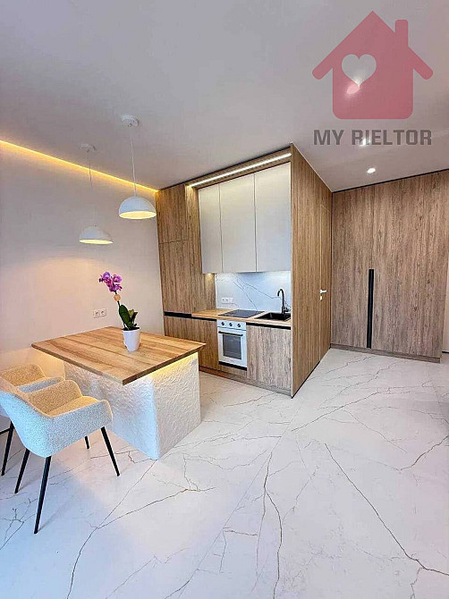 Продаж Квартира 1-кімнатна, 6/9 поверх на Легоцького Ужгород - изображение 5