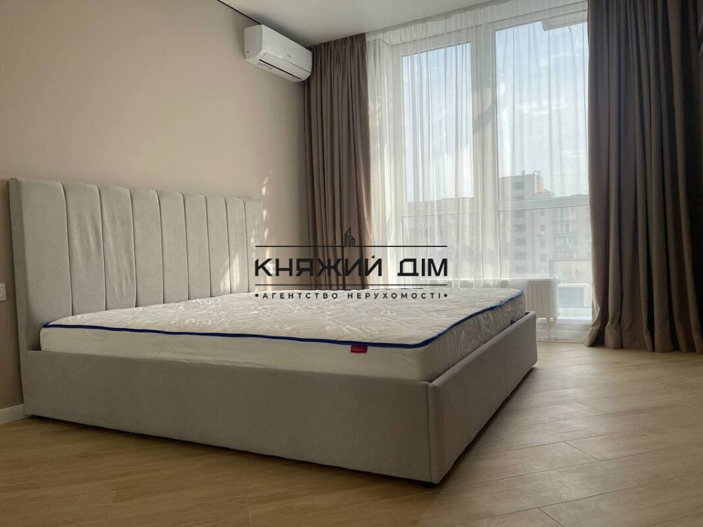 Оренда Квартира 1-кімнатна, 20/25 поверх на Ревуцкого ул. Київ - фото 1