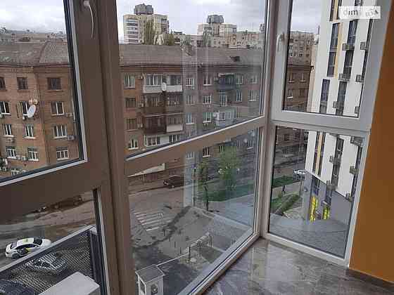 Оренда Квартира 1-кімнатна, 7/25 поверх на Богдановская ул., 7а Kiev