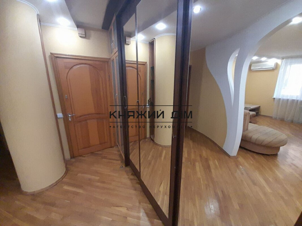 Продаж 3-кімнатної квартири, метро Житомирська 3 хв.пішки. № 21145874 Київ - фото 18