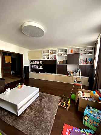 Продаж Квартира 3-кімнатна, 10/24 поверх на Науки вул., д. 80-А/73 Kiev