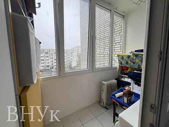 Продаж Квартира 3-кімнатна, 4/6 поверх на вул. Кульчицької Львів