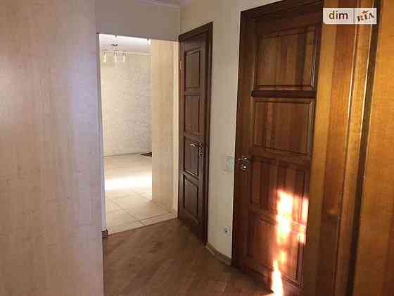 Оренда Квартира 3-кімнатна, 2/20 поверх на ул. Азербайджанская, 5 Kiev