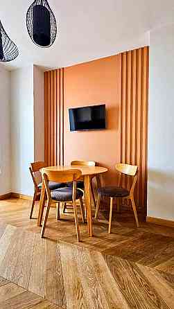 Продаж Квартира 3-кімнатна, 10/27 поверх на просп. Голосіївський вул., д. 95 Київ