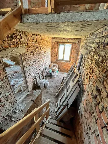 Продаж 2-поверховий   250 кв.м  на вул. Садова 2  - фото 3