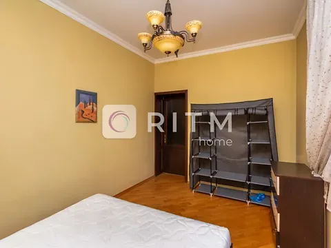 Продаж 2-поверховий   301.7 кв.м  на Тиха вулиця 18 Чернівці - фото 3