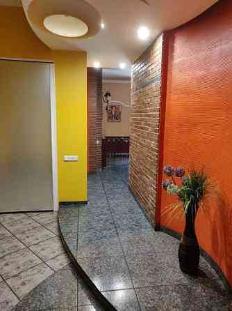 Оренда Квартира 3-кімнатна, 4/6 поверх на ул. Большая Васильковская Киев