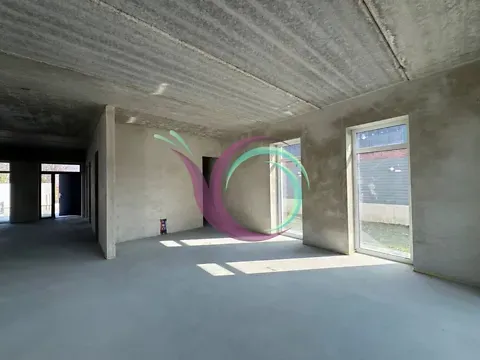 For sale 3-storey   250 sq.m 4 rooms at Незалежності вулиця  - photo 11