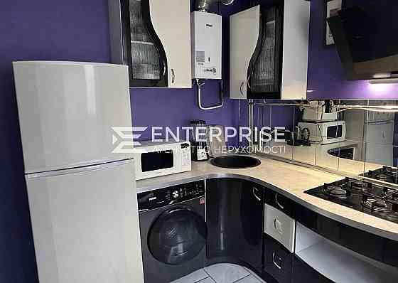 Продаж Квартира 3-кімнатна, 2/7 поверх на вул. Берестейський Київ