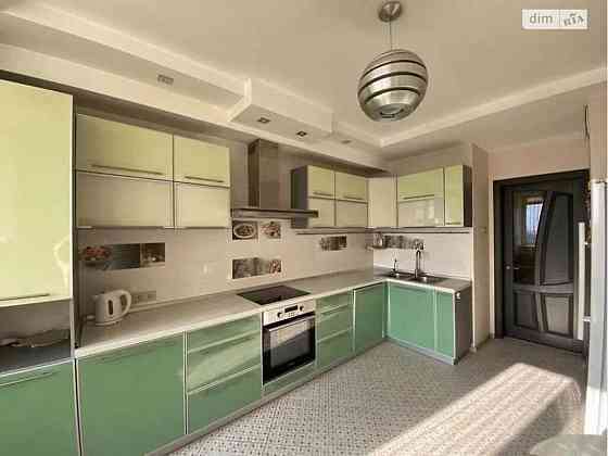 Оренда Квартира 2-кімнатна, 34/37 поверх на Срибнокильская ул., 1 Киев