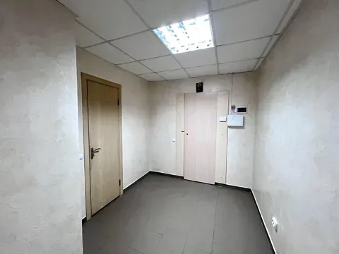 Продаж  площа 55 кв.м 1-й поверх на Злуки проспект 5А Тернопіль - фото 6