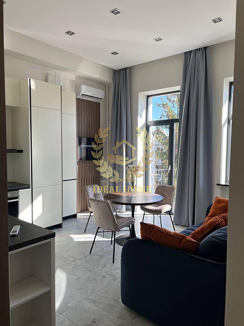 Однокімнатна квартира з виглядом у Києві Київ - фото 1