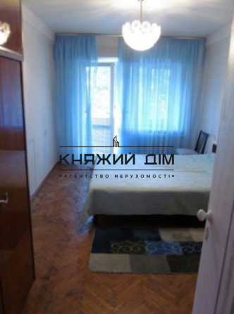 Оренда Квартира 2-кімнатна, 2/5 поверх на Правобережная ул. Киев